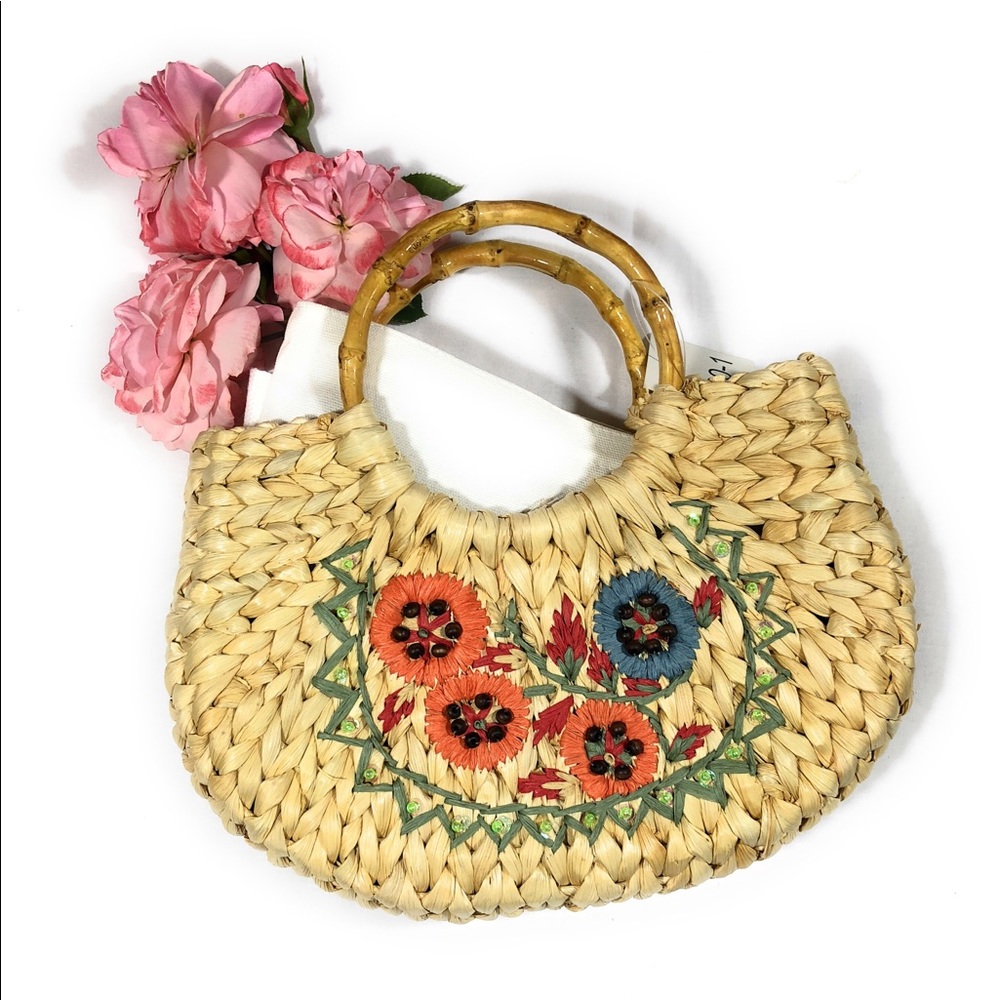 Straw/wicker bag w/bamboo handle w/removable pouch - Picture 5 of 8